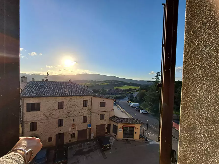 Immagine 7 di Palazzo in vendita  a Marsciano