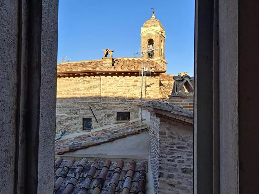 Immagine 11 di Palazzo in vendita  a Marsciano