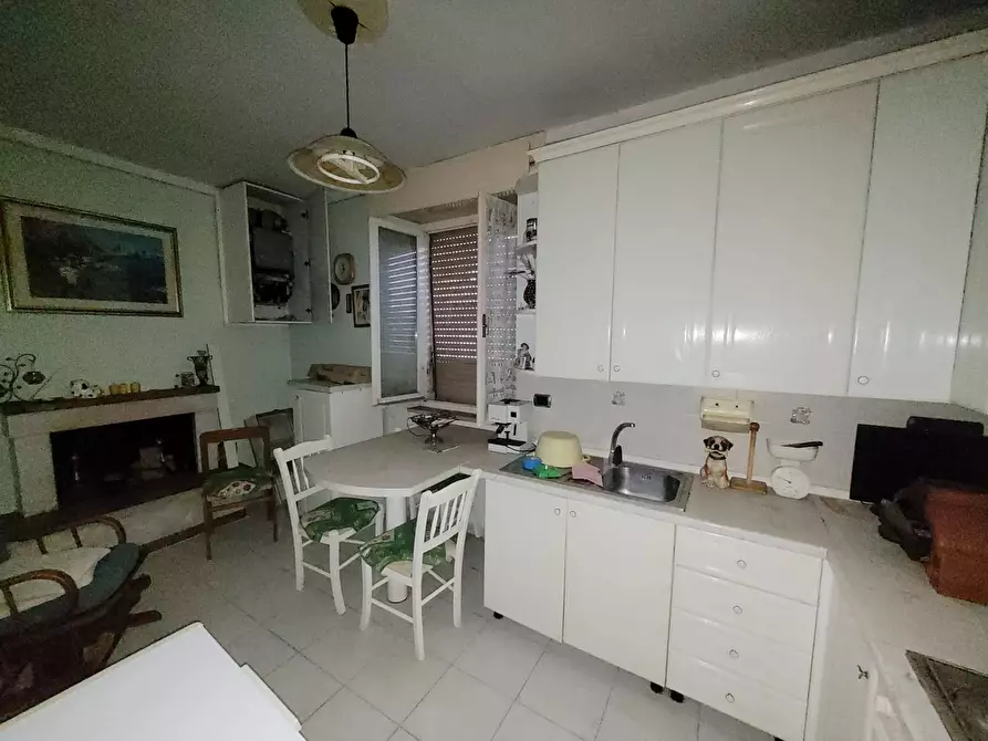 Immagine 3 di Appartamento in vendita  in Via IV Novembre 125 a Montegabbione