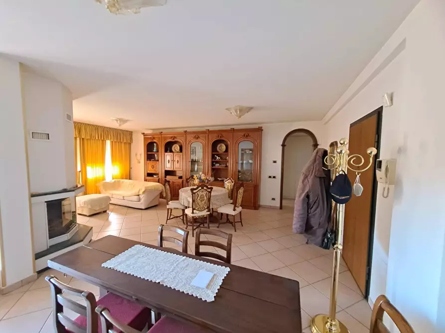 Immagine 3 di Appartamento in vendita  in Via Amerigo Vespucci 2 a Marsciano