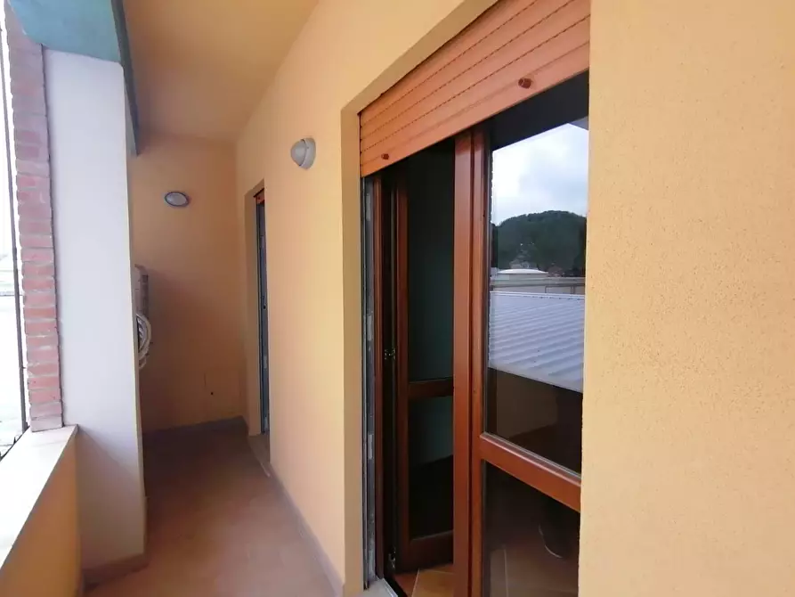 Immagine 2 di Ufficio in vendita  a Marsciano