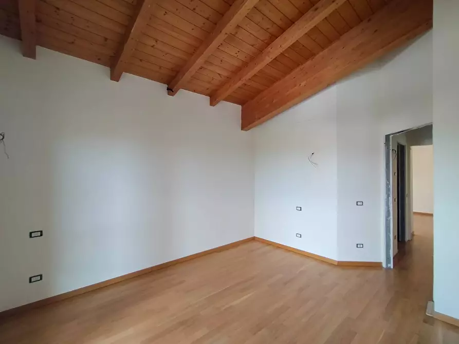 Immagine 15 di Attico in vendita  a Marsciano