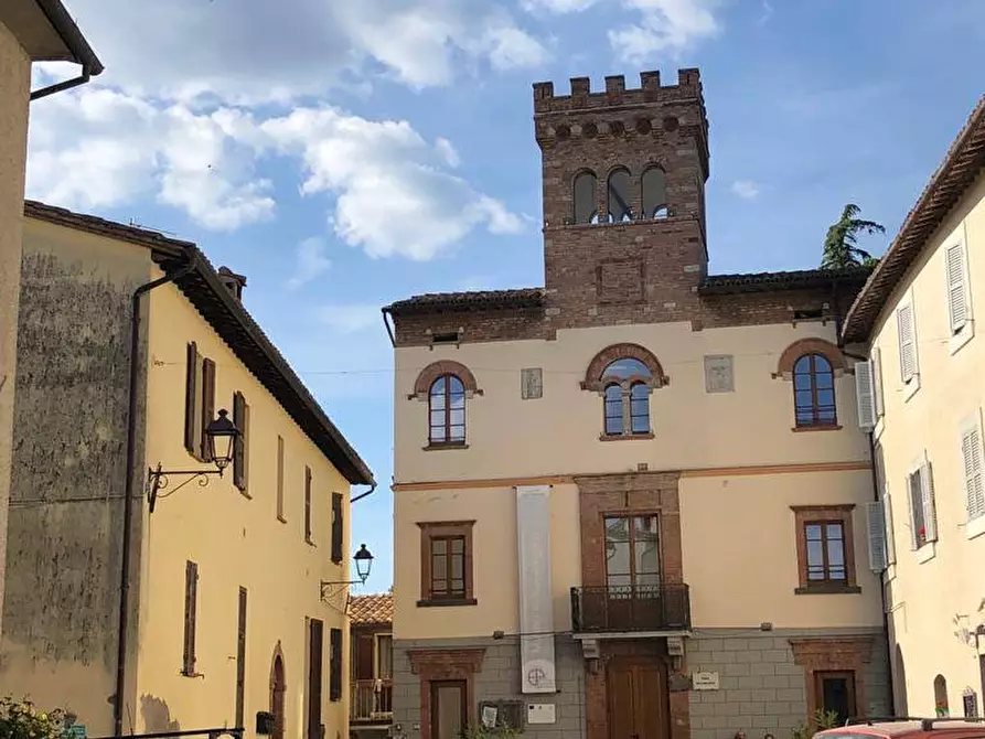 Immagine 1 di Appartamento in vendita  in Piazza Roma 10 a Montegabbione