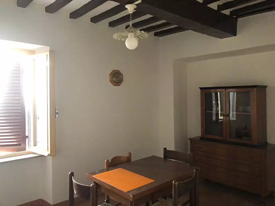 Immagine 5 di Appartamento in vendita  in Piazza Roma 10 a Montegabbione