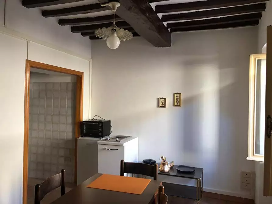 Immagine 6 di Appartamento in vendita  in Piazza Roma 10 a Montegabbione