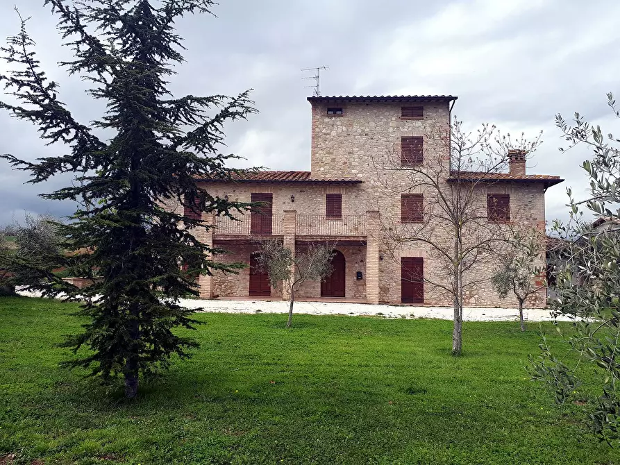 Immagine 8 di Rustico / casale in vendita  a Marsciano