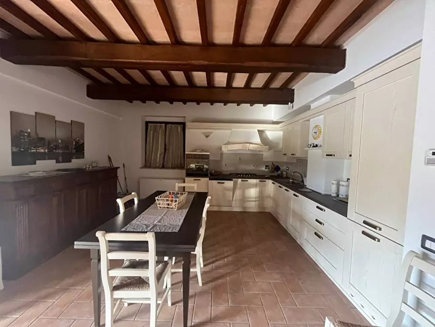 Immagine 31 di Rustico / casale in vendita  a Marsciano