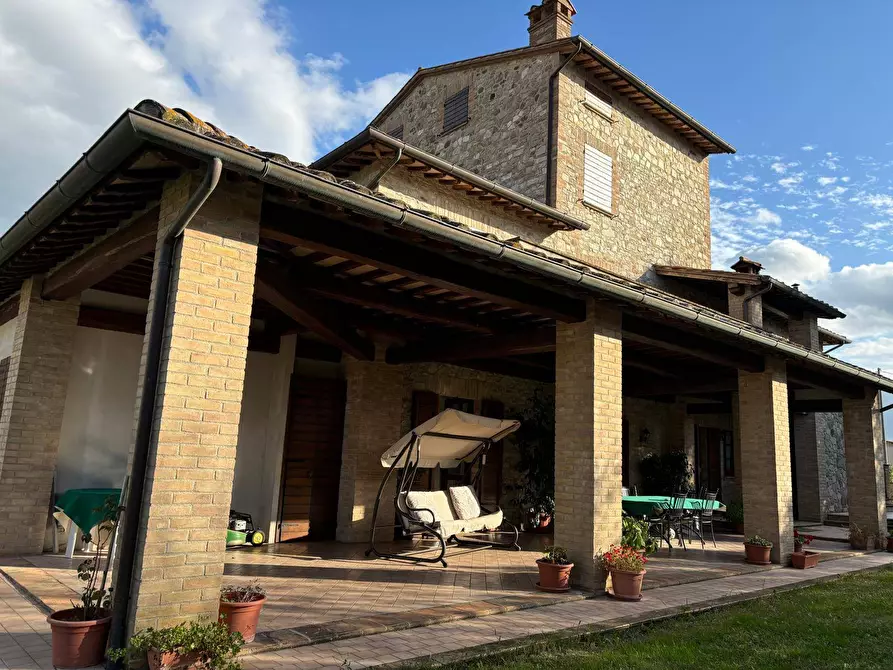 Immagine 3 di Rustico / casale in vendita  a Marsciano