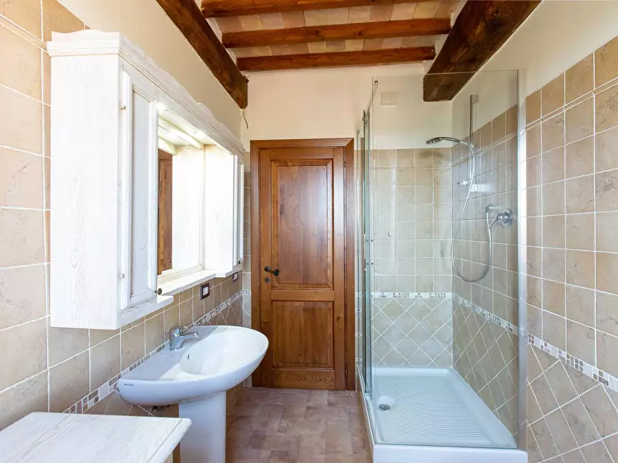 Immagine 22 di Rustico / casale in vendita  a Marsciano