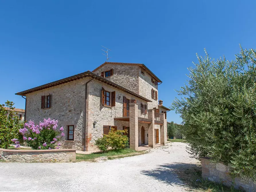 Immagine 2 di Rustico / casale in vendita  a Marsciano