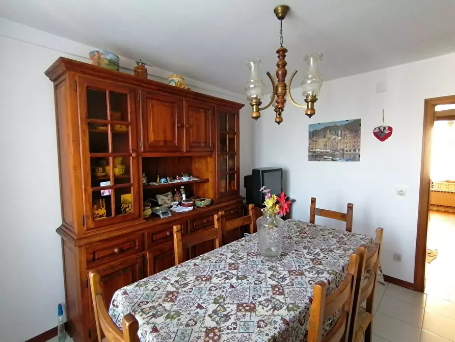 Immagine 6 di Casa semindipendente in vendita  in Viale della Repubblica 5 a Marsciano