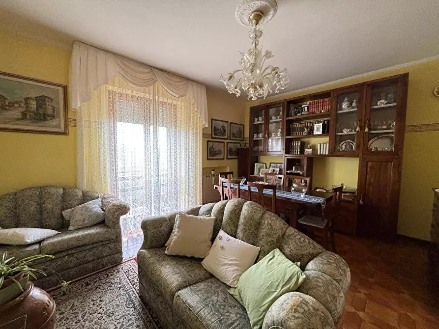 Immagine 5 di Appartamento in vendita  a Marsciano