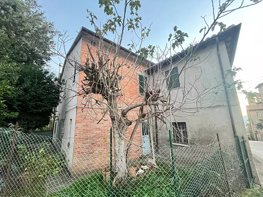 Immagine 1 di Casa semindipendente in vendita  a Deruta