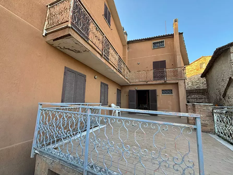 Immagine 1 di Casa semindipendente in vendita  a Marsciano