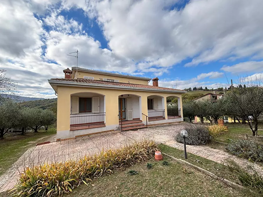 Immagine 4 di Villa in vendita  in Vocabolo Collebrano a Marsciano