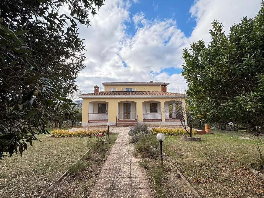 Immagine 2 di Villa in vendita  in Vocabolo Collebrano a Marsciano