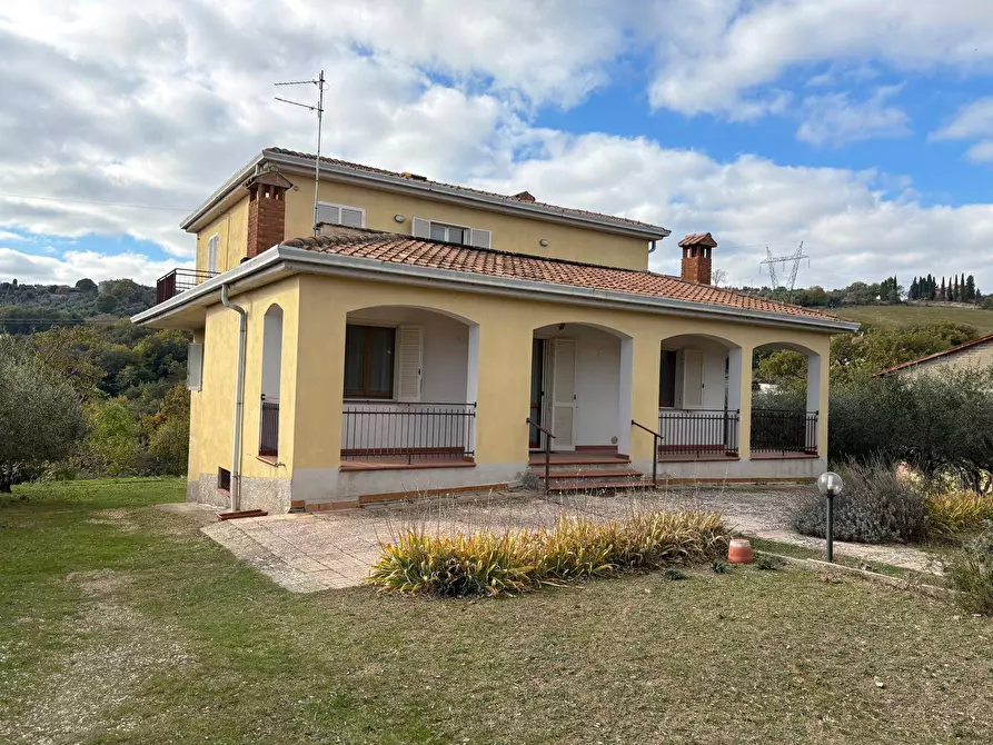 Immagine 3 di Villa in vendita  in Vocabolo Collebrano a Marsciano