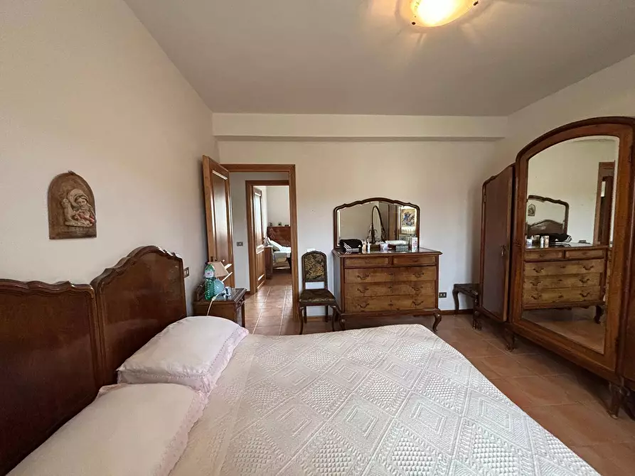 Immagine 26 di Villa in vendita  in Vocabolo Collebrano a Marsciano