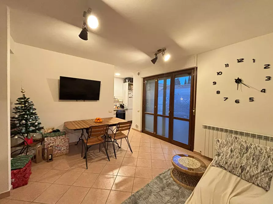 Immagine 1 di Appartamento in vendita  a San Venanzo