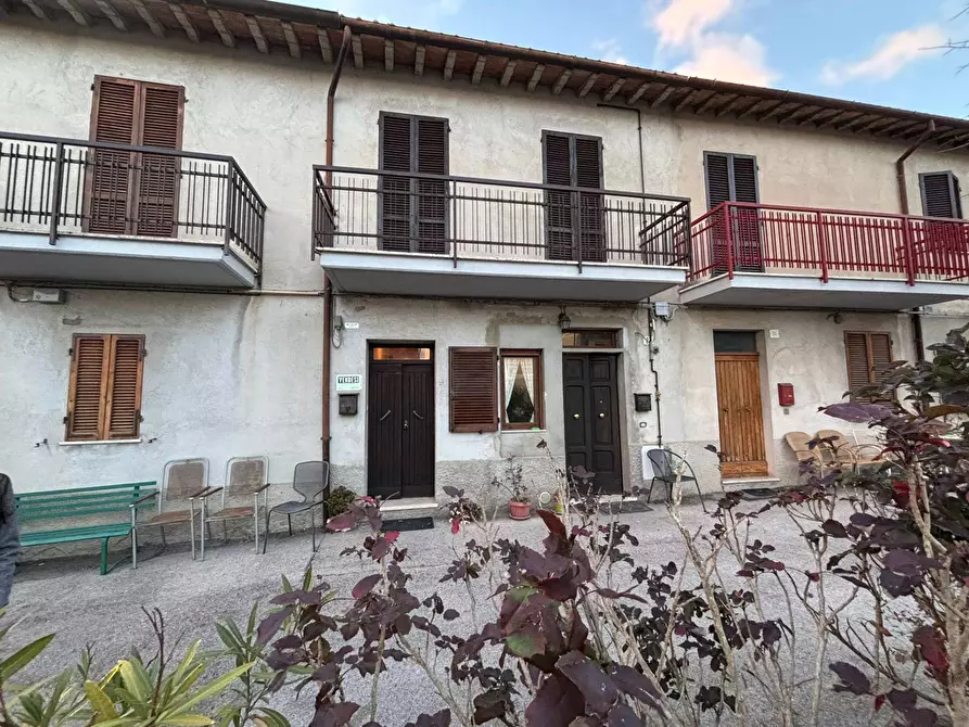 Immagine 2 di Appartamento in vendita  in Viale IV Novembre 25 a Montegabbione