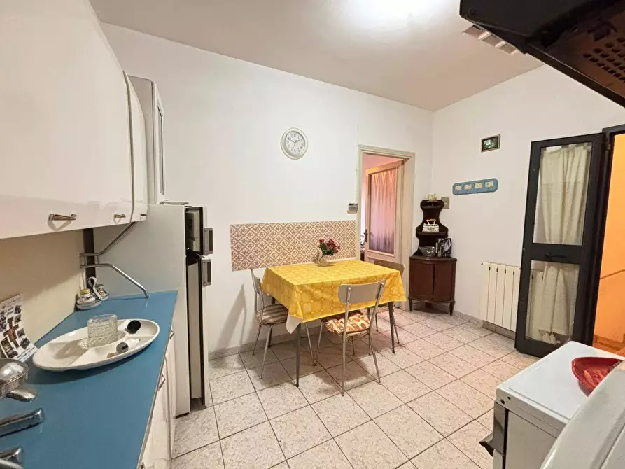 Immagine 7 di Appartamento in vendita  in Viale IV Novembre 25 a Montegabbione
