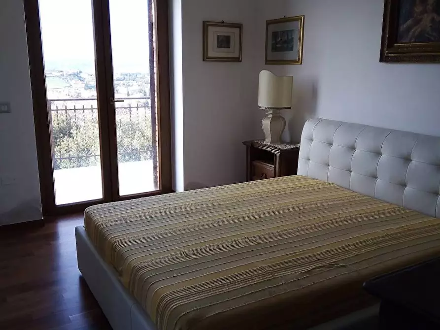 Immagine 26 di Villa in vendita  a Torgiano