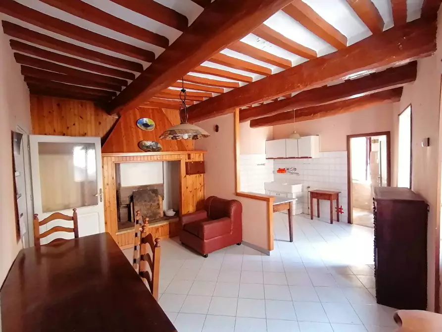 Immagine 1 di Casa semindipendente in vendita  in Piazza Beato Giacomo 3 a Marsciano