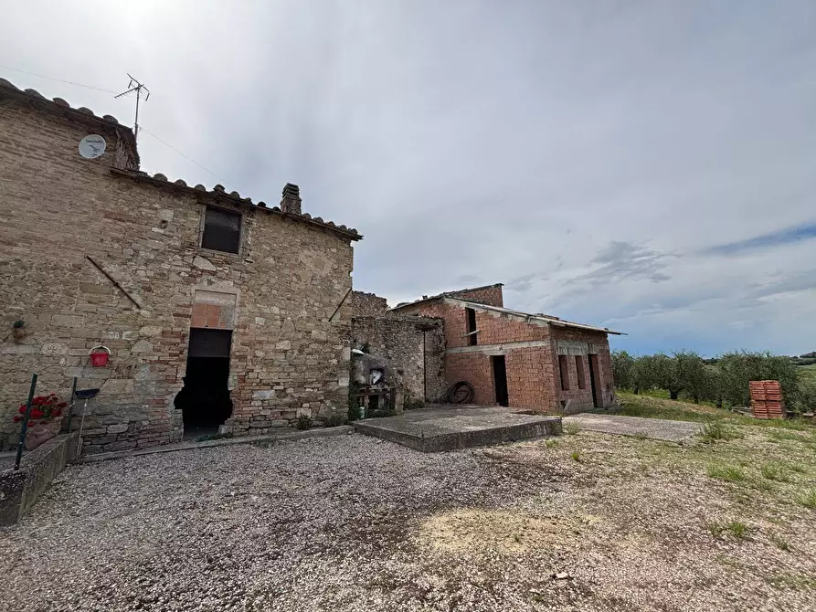 Immagine 9 di Rustico / casale in vendita  a Marsciano