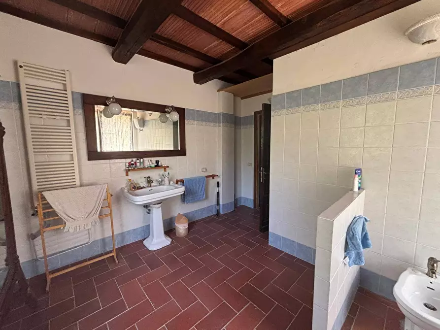 Immagine 29 di Rustico / casale in vendita  a Monte Castello Di Vibio