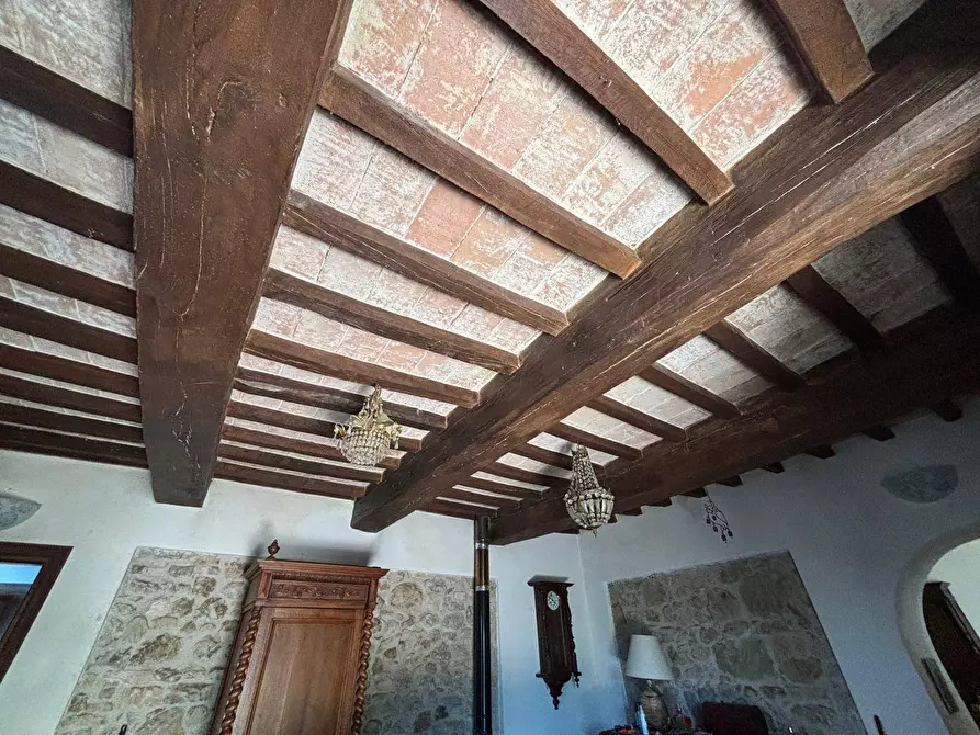 Immagine 19 di Rustico / casale in vendita  a Monte Castello Di Vibio