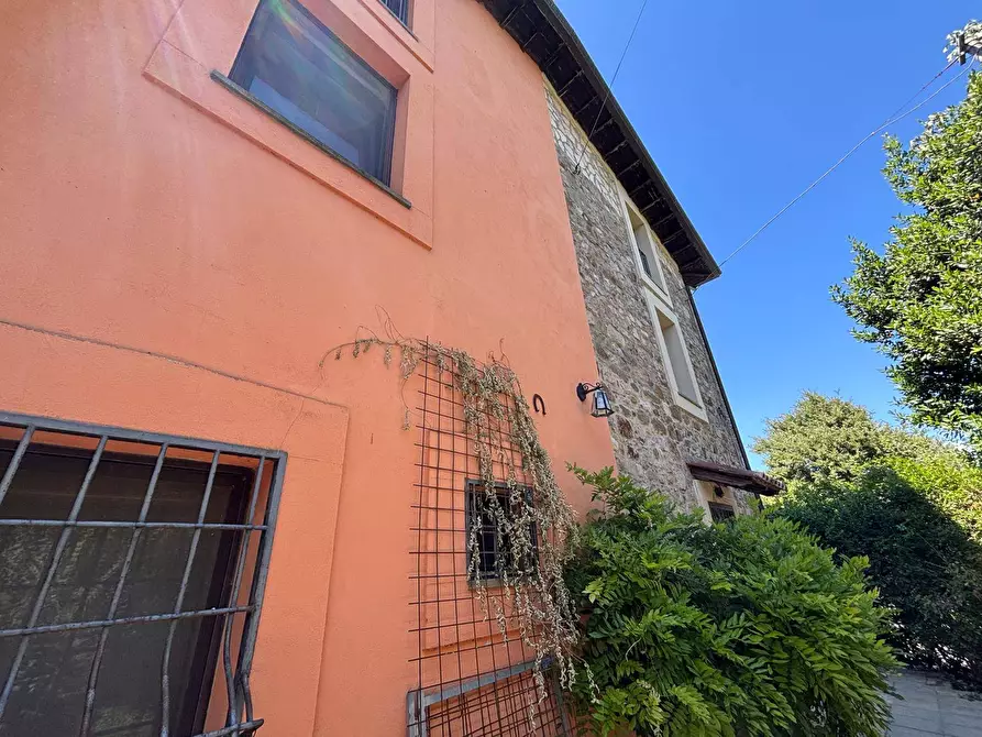 Immagine 17 di Rustico / casale in vendita  a Monte Castello Di Vibio