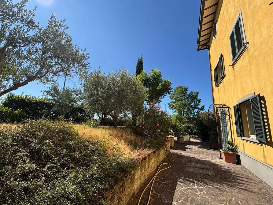 Immagine 7 di Villa in vendita  a Marsciano