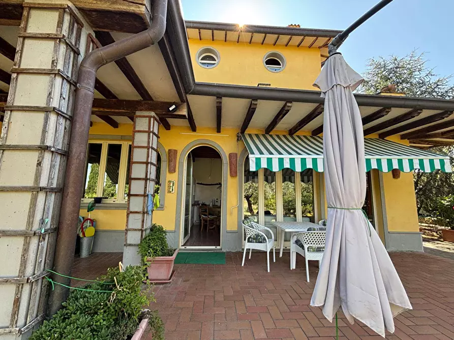 Immagine 8 di Villa in vendita  a Marsciano