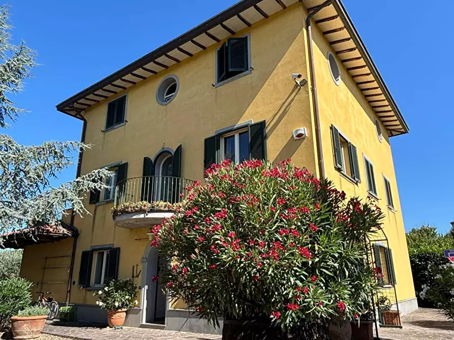 Immagine 13 di Villa in vendita  a Marsciano