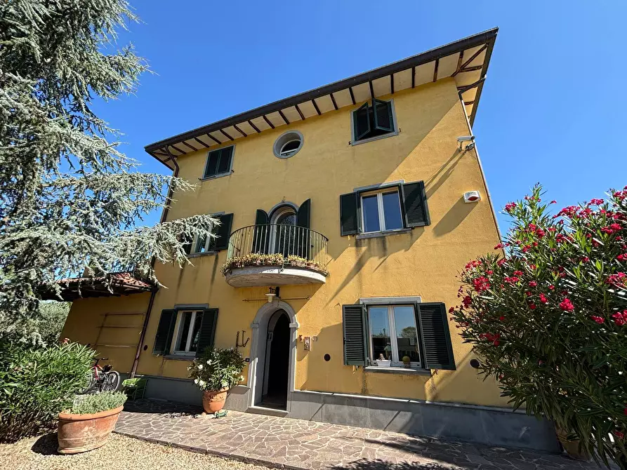 Immagine 3 di Villa in vendita  a Marsciano