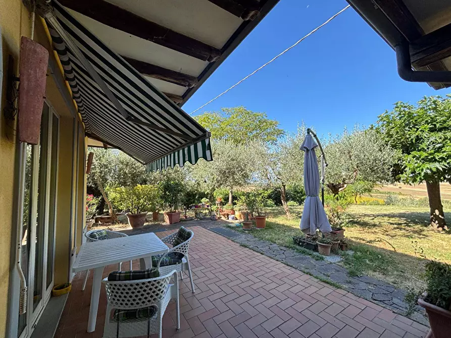 Immagine 17 di Villa in vendita  a Marsciano