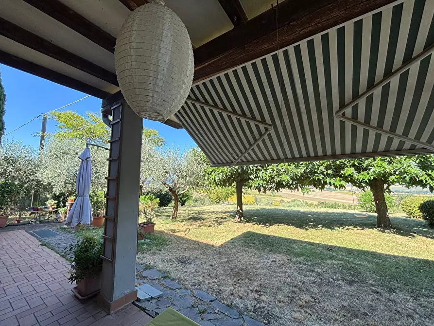 Immagine 18 di Villa in vendita  a Marsciano