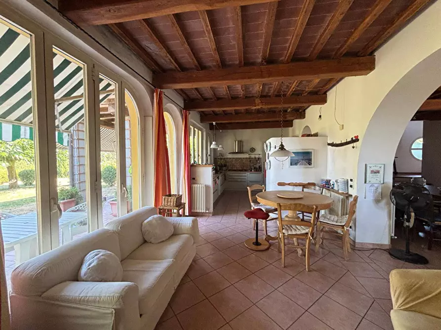 Immagine 27 di Villa in vendita  a Marsciano