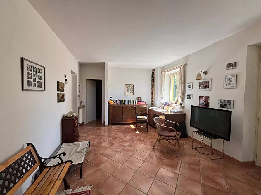 Immagine 37 di Villa in vendita  a Marsciano