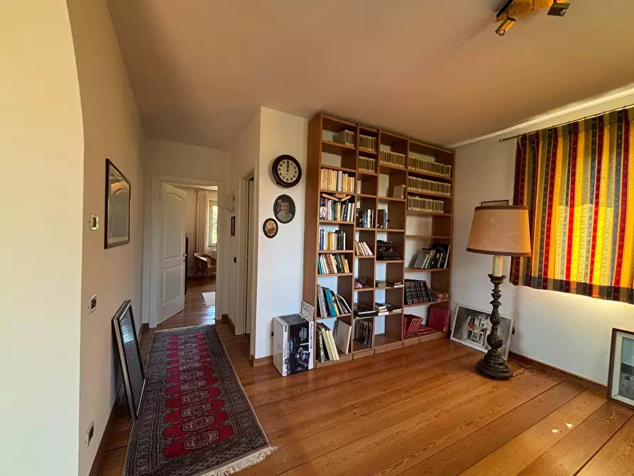 Immagine 47 di Villa in vendita  a Marsciano