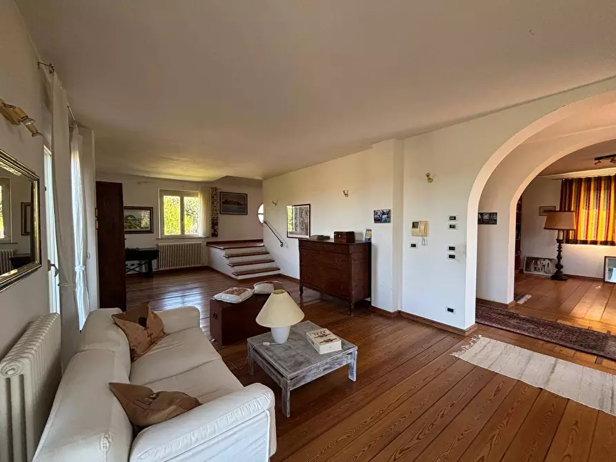 Immagine 51 di Villa in vendita  a Marsciano