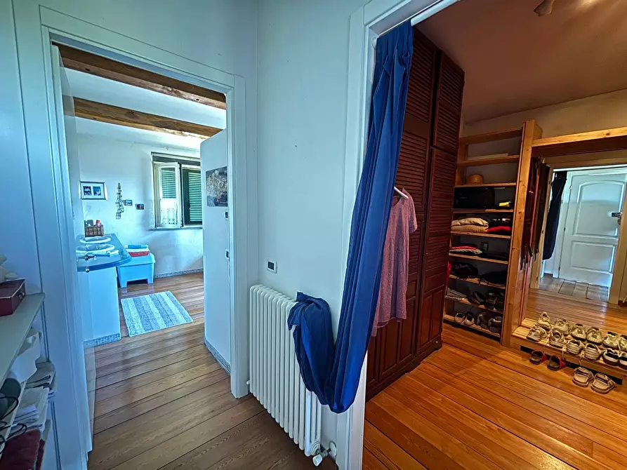 Immagine 70 di Villa in vendita  a Marsciano