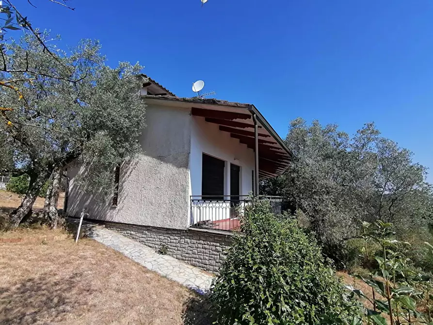 Immagine 3 di Villetta a schiera in vendita  in Vocabolo Collebrano 11 a Marsciano