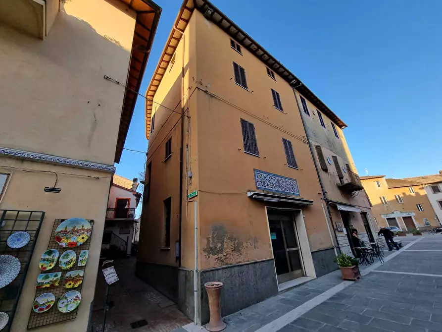 Immagine 1 di Casa semindipendente in vendita  a Deruta