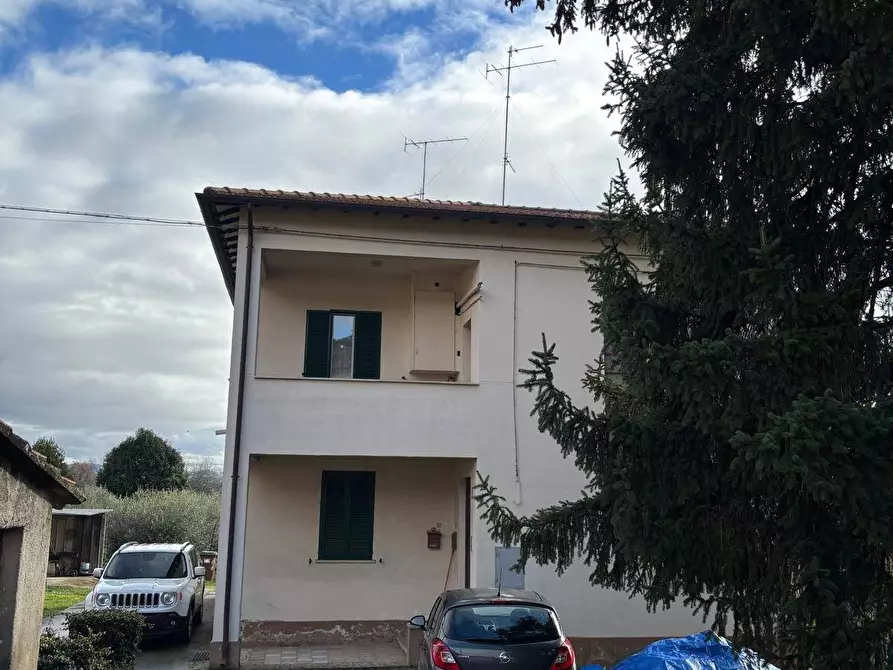Immagine 2 di Appartamento in vendita  a Marsciano