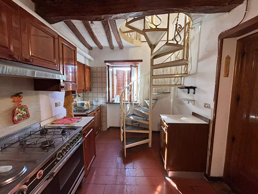 Immagine 11 di Casa semindipendente in vendita  in Salita Vittorio Emanuele 11 a Marsciano