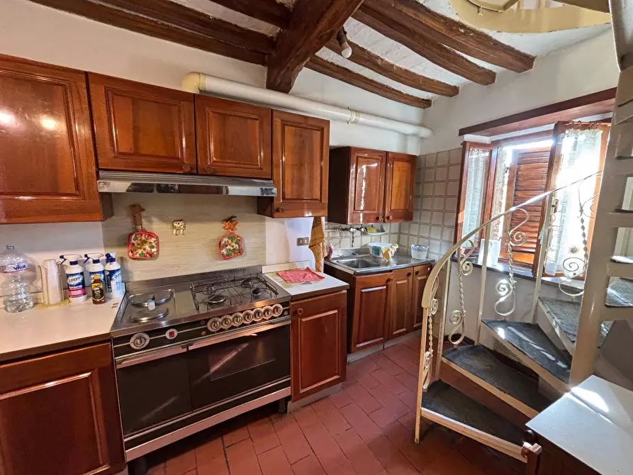 Immagine 12 di Casa semindipendente in vendita  in Salita Vittorio Emanuele 11 a Marsciano