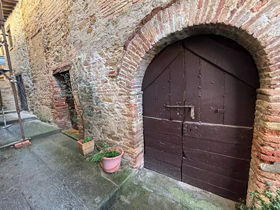 Immagine 23 di Casa semindipendente in vendita  in Salita Vittorio Emanuele 11 a Marsciano