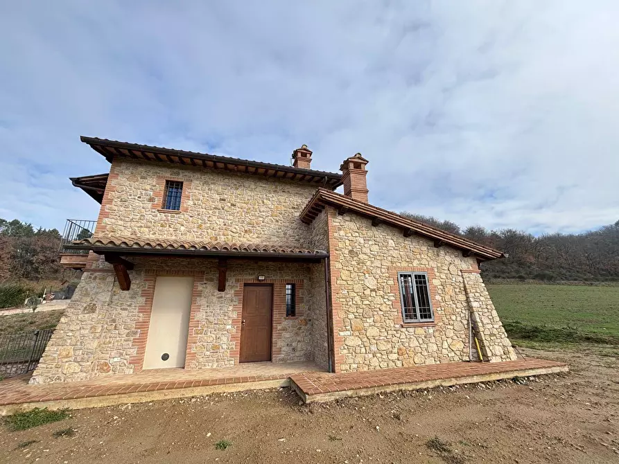 Immagine 1 di Villa in vendita  in Strada per il Puglia 103 a Collazzone
