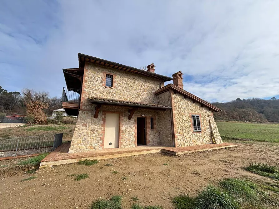 Immagine 3 di Villa in vendita  in Strada per il Puglia 103 a Collazzone